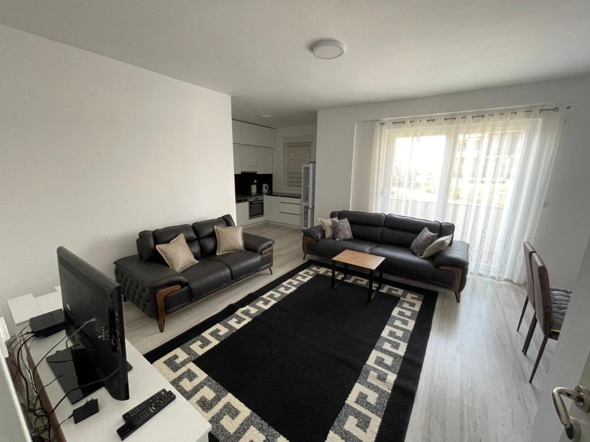 Plis Apartments 'Prishtina' 普里什蒂纳 外观 照片